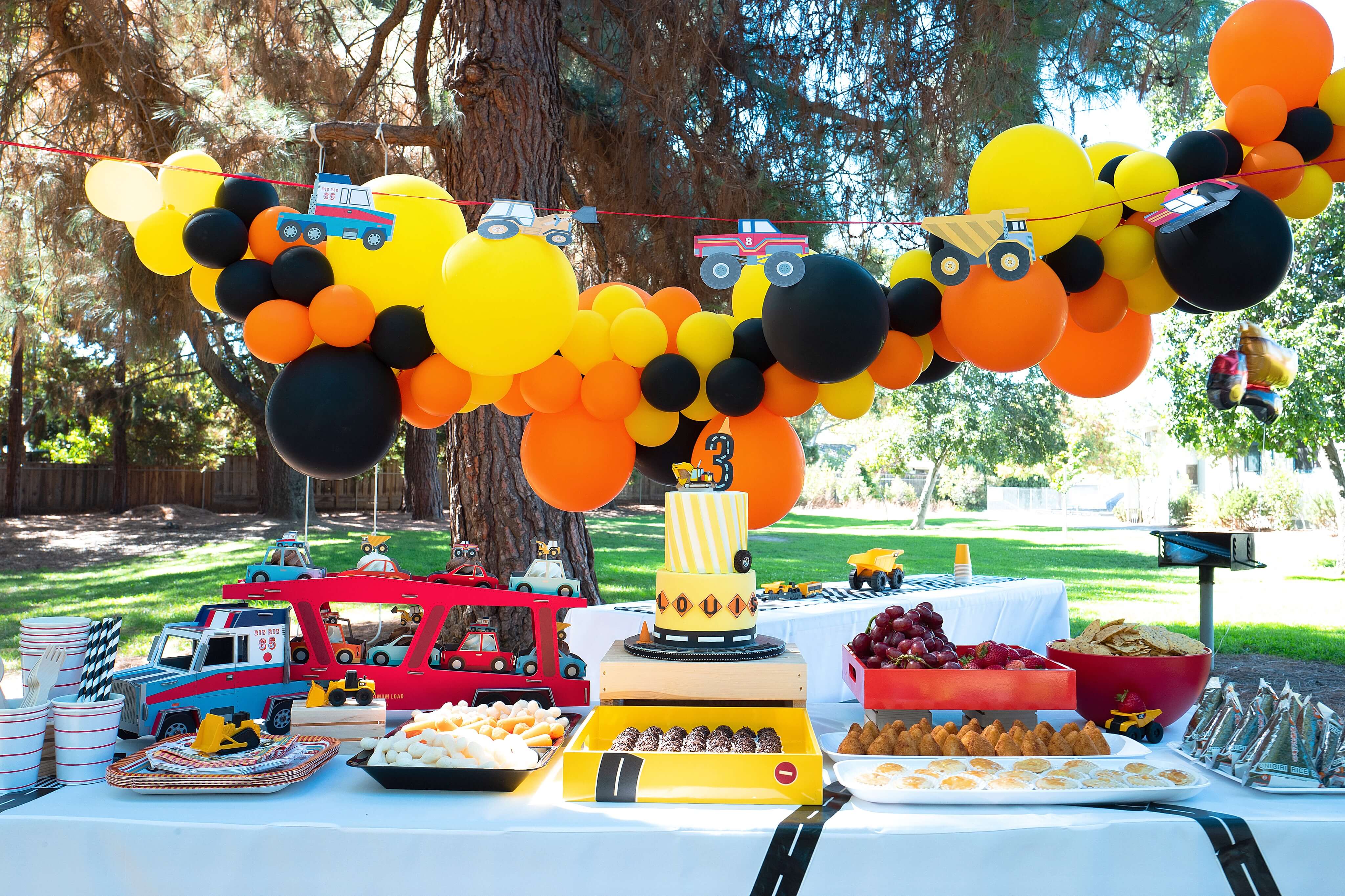 Turning 5 is Awesome! :: A Lego Party for Louis