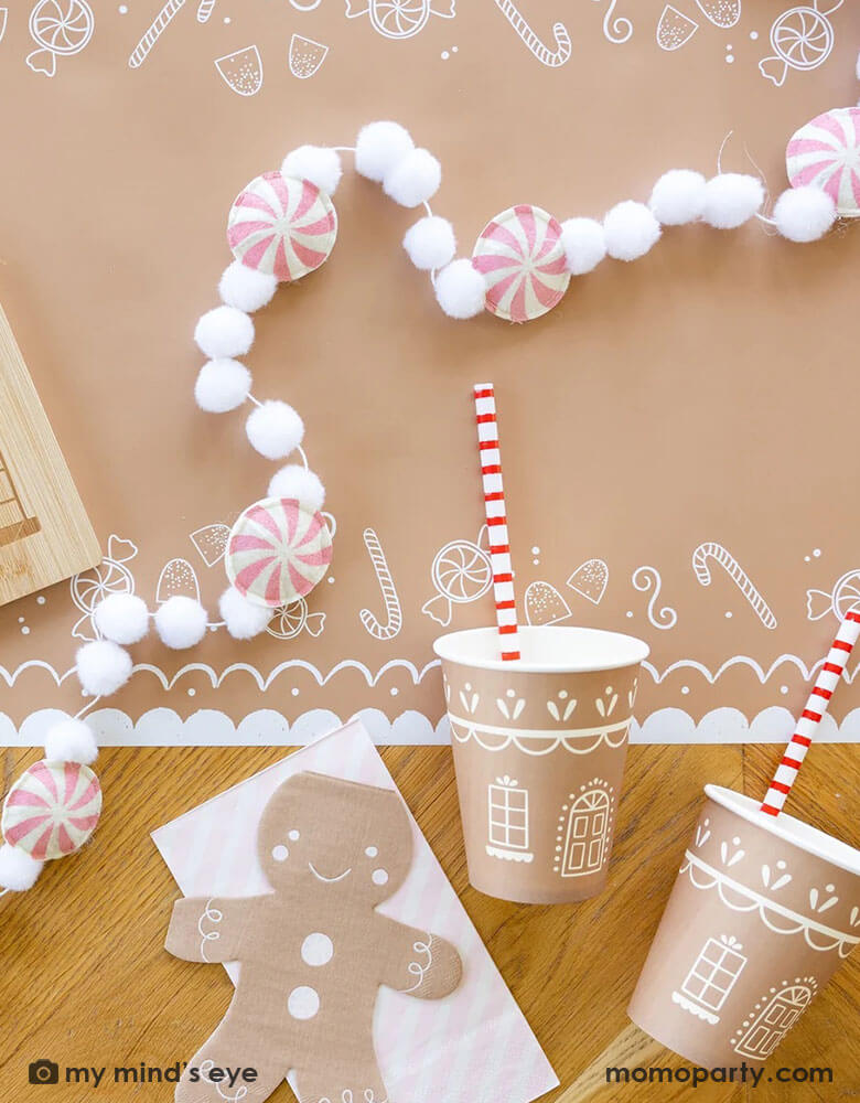 https://www.momoparty.com/cdn/shop/files/Momo-Party-Christmas-Gingerbread-Man-Party-Collection-Cups-Straws-Napkins.jpg?v=1700089996&width=780