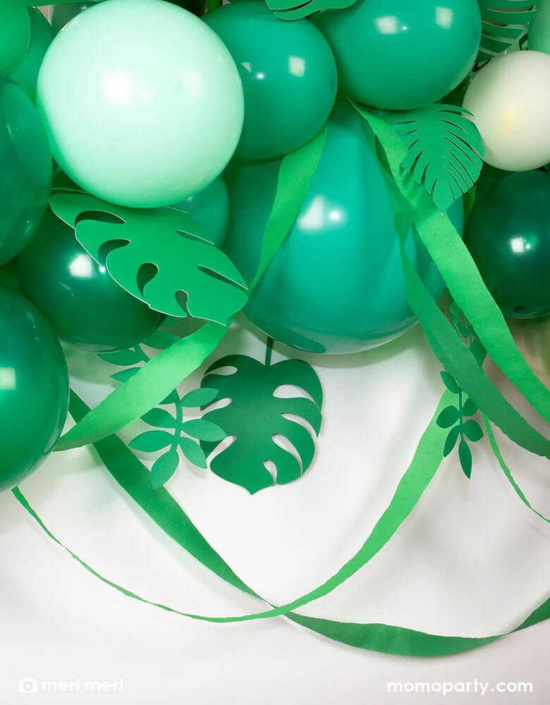 Mint Green Twist & Shape Balloons - Pack of 20