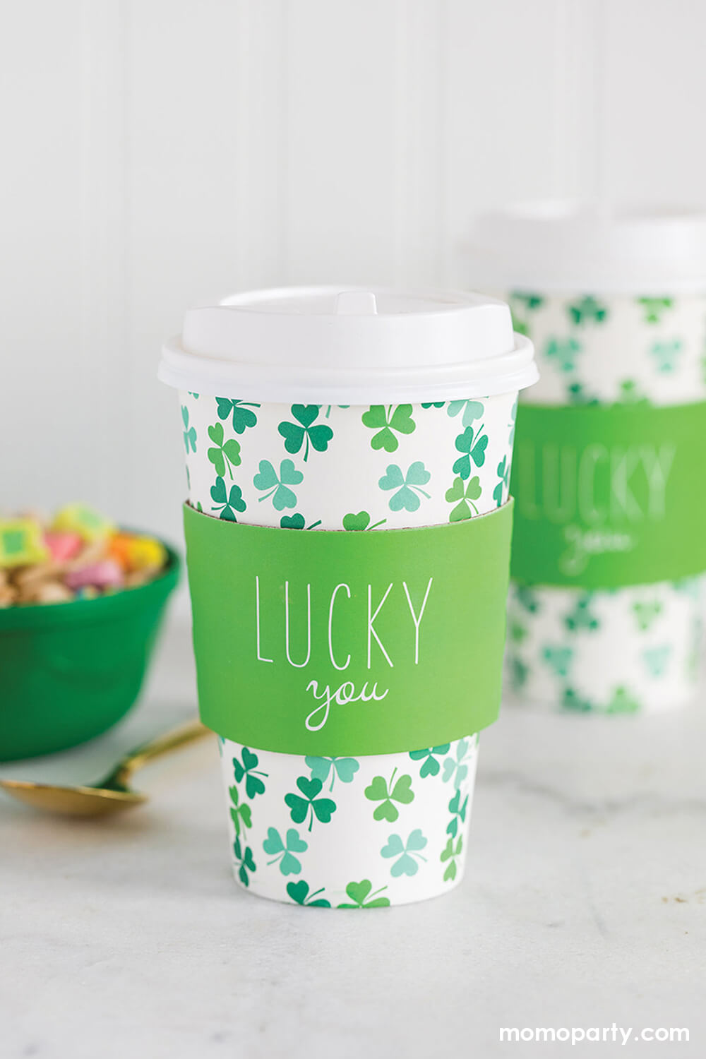 https://www.momoparty.com/cdn/shop/products/Lucky-You-Shamrocks-To-Go-Cups_styled.jpg?v=1645132431&width=1000