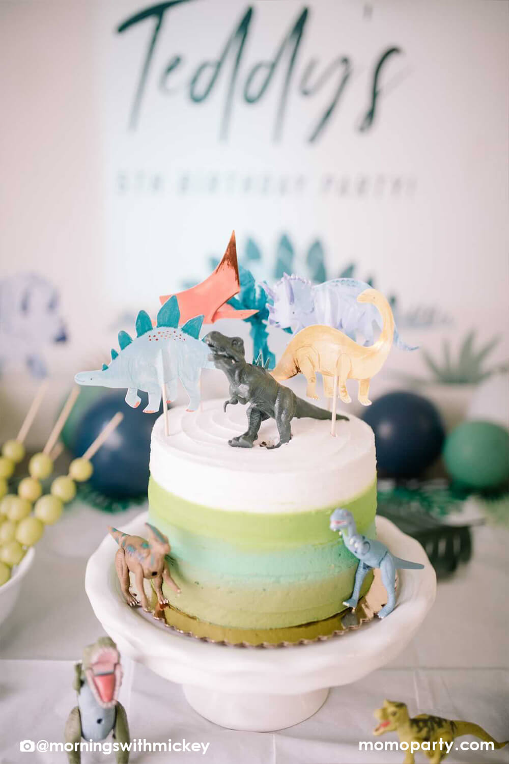 Dinosaur Birthday Cake~ Video Tutorial - My Cake School